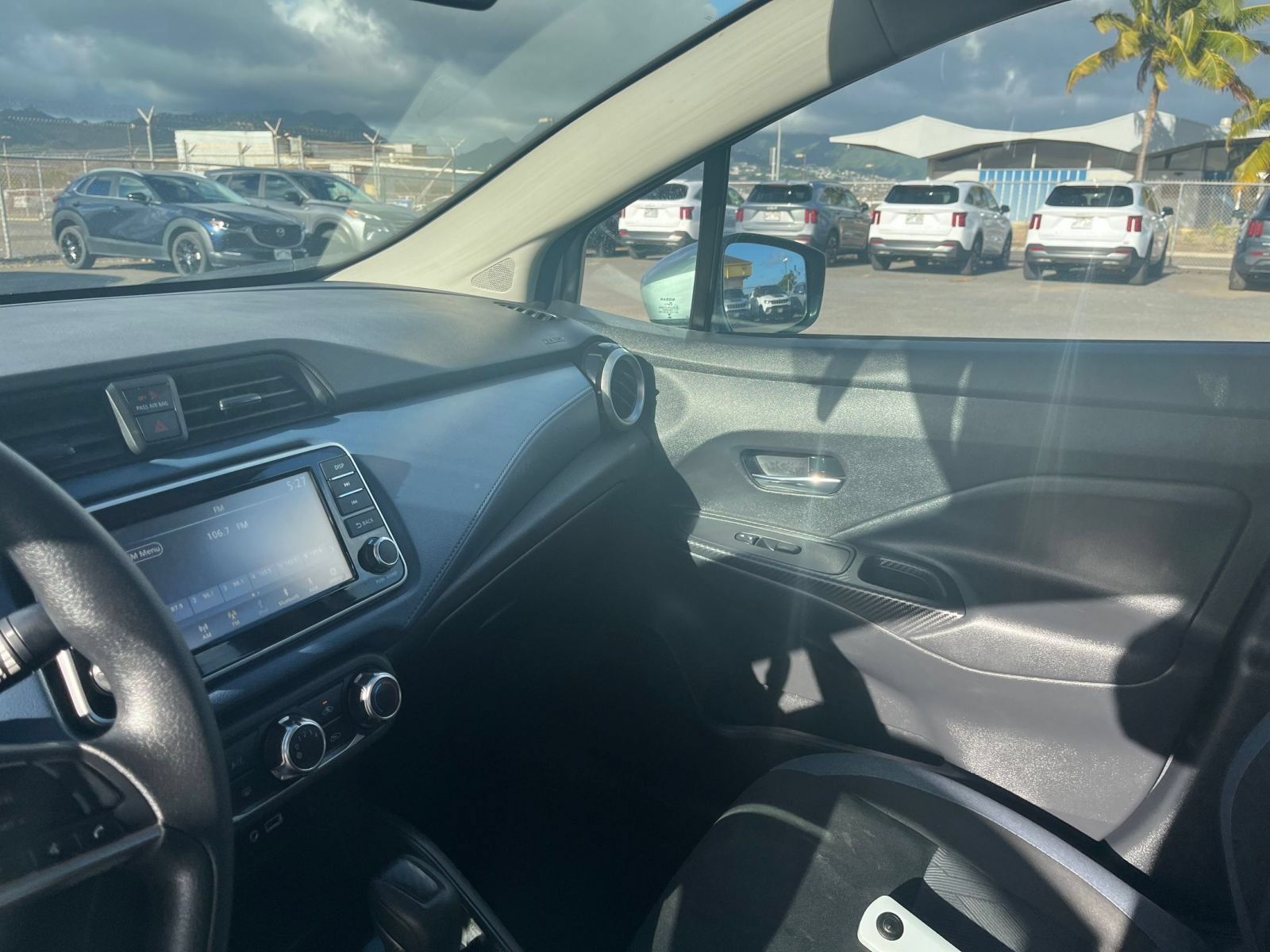 Used 2025 Nissan Versa SV FWD image 29