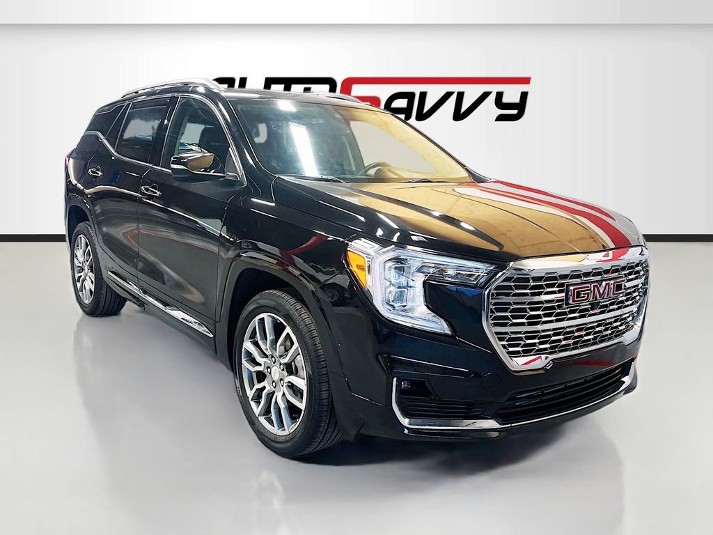Used 2024 GMC Terrain Denali w/ Denali Premium Package
