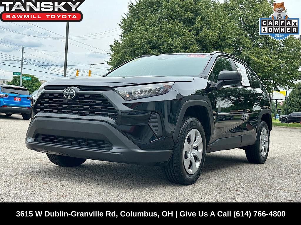 Used 2021 Toyota RAV4 LE AWD/4WD image 1