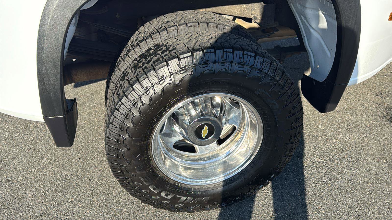 Certified 2022 Chevrolet Silverado 3500 LTZ w/ LTZ Plus Package image 9