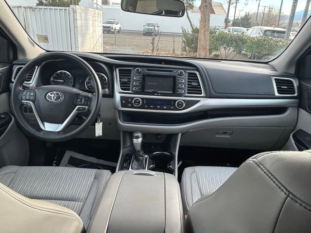 Used 2015 Toyota Highlander Plus image 27