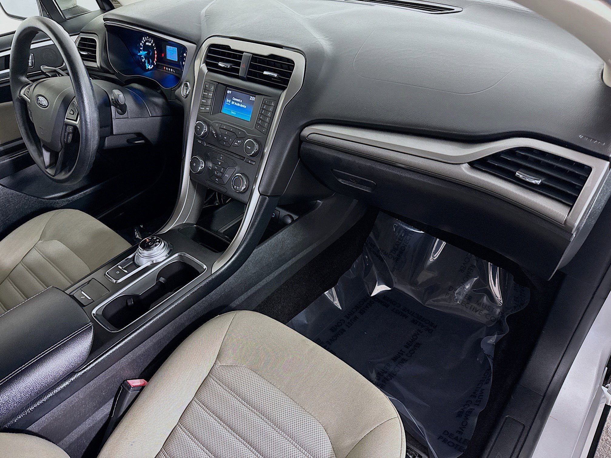 Used 2017 Ford Fusion S image 30