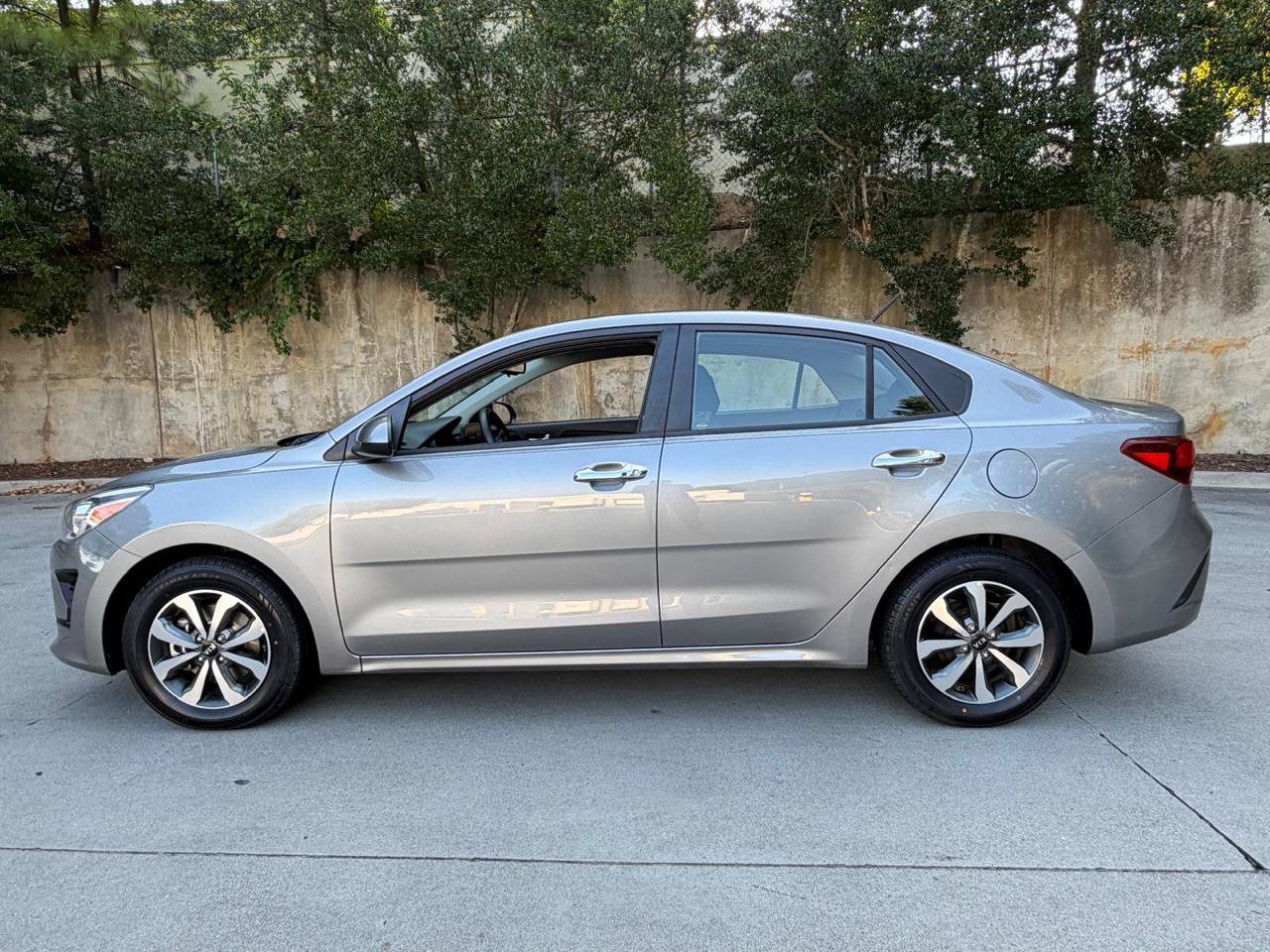 Used 2021 Kia Rio S w/ Technology Package FWD image 8