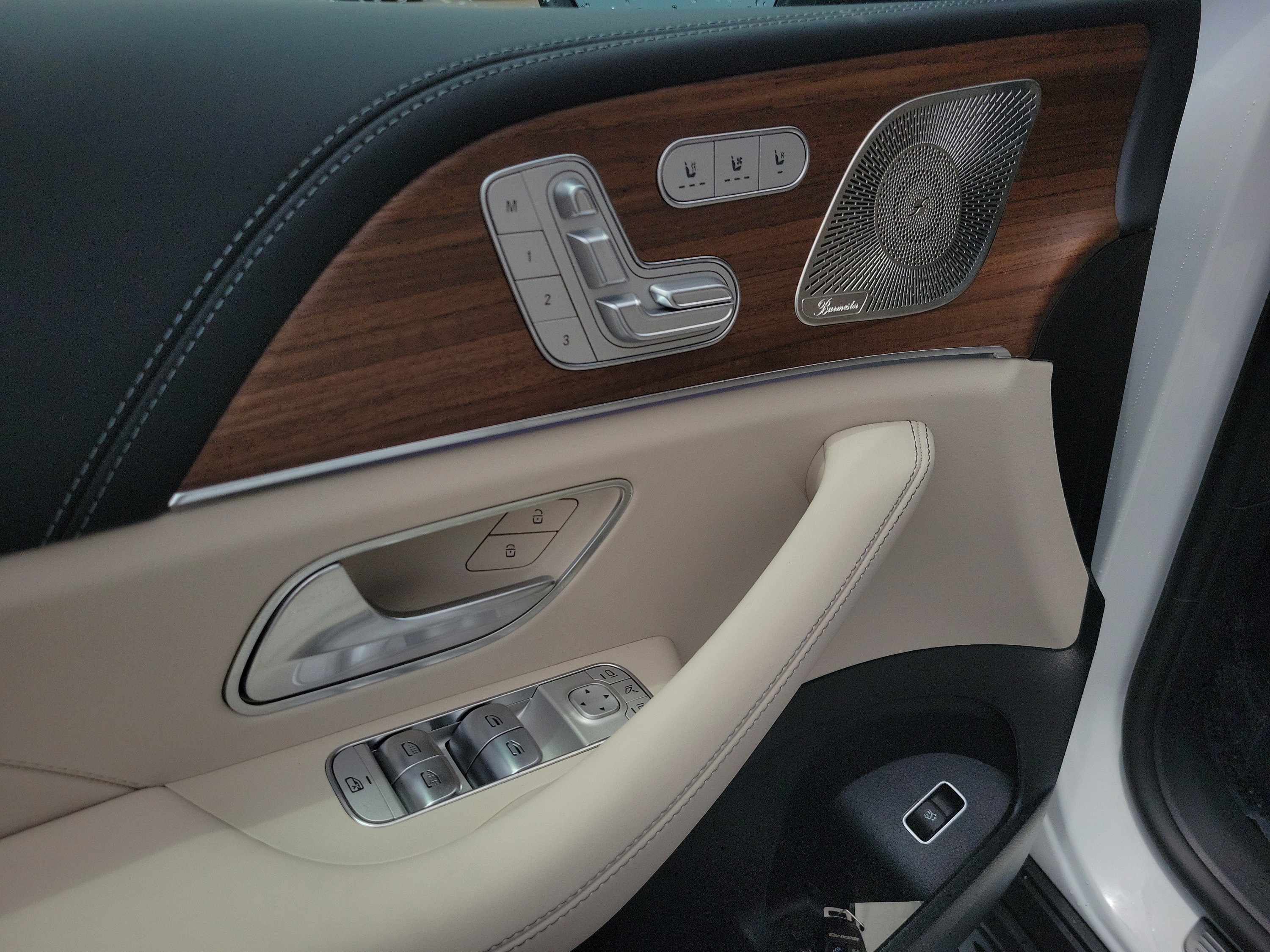 New 2026 Mercedes-Benz GLS 63 AMG 4MATIC image 17