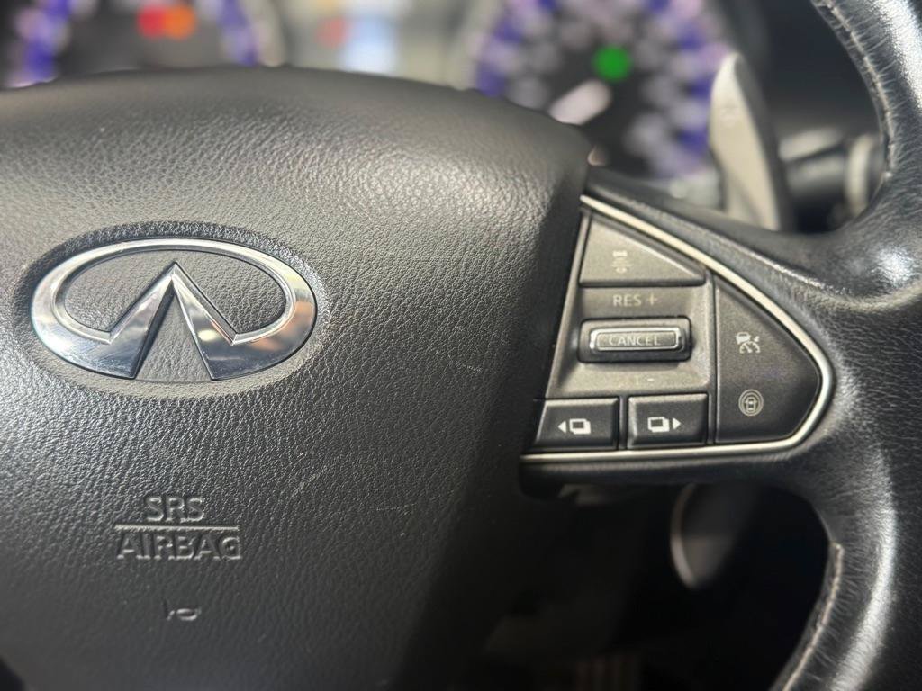 Used 2014 INFINITI Q50 Hybrid w/ Deluxe Technology Package RWD image 34