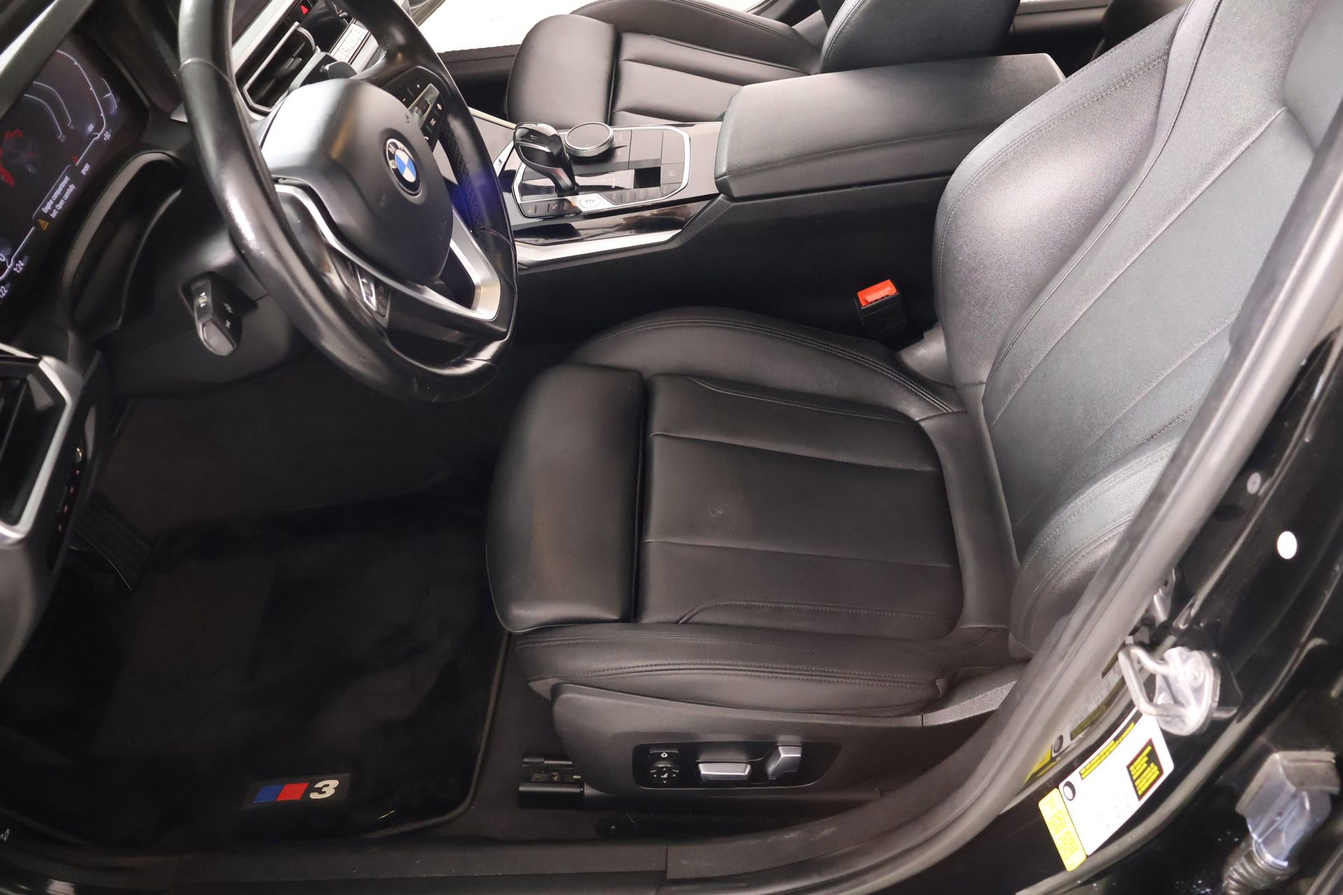 Used 2019 BMW 330i Sedan w/ Convenience Package RWD image 12