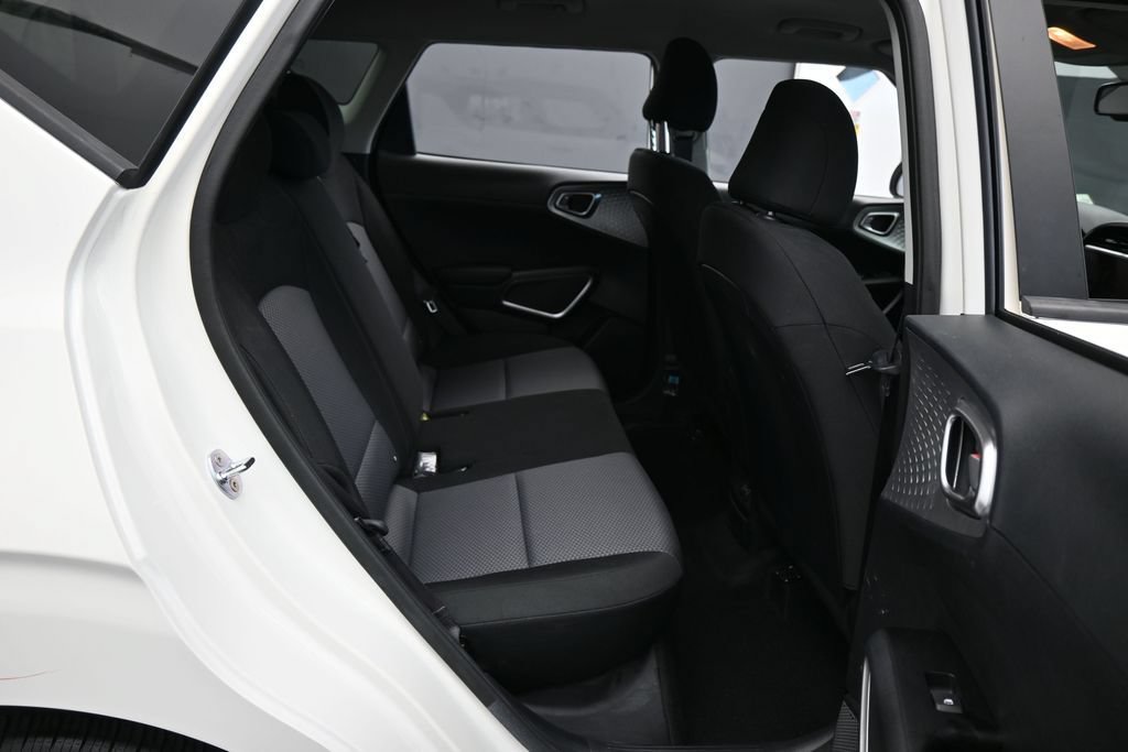 Used 2024 Kia Soul S FWD image 34