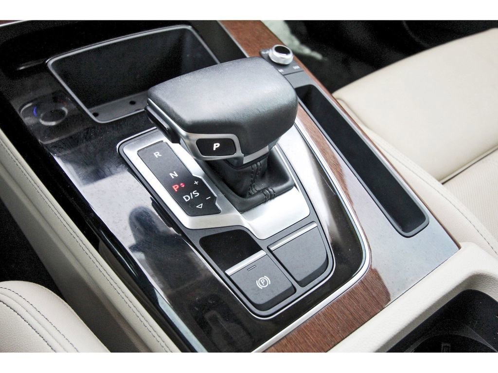 Used 2021 Audi Q5 2.0T Premium Plus w/ Premium Plus Package image 27