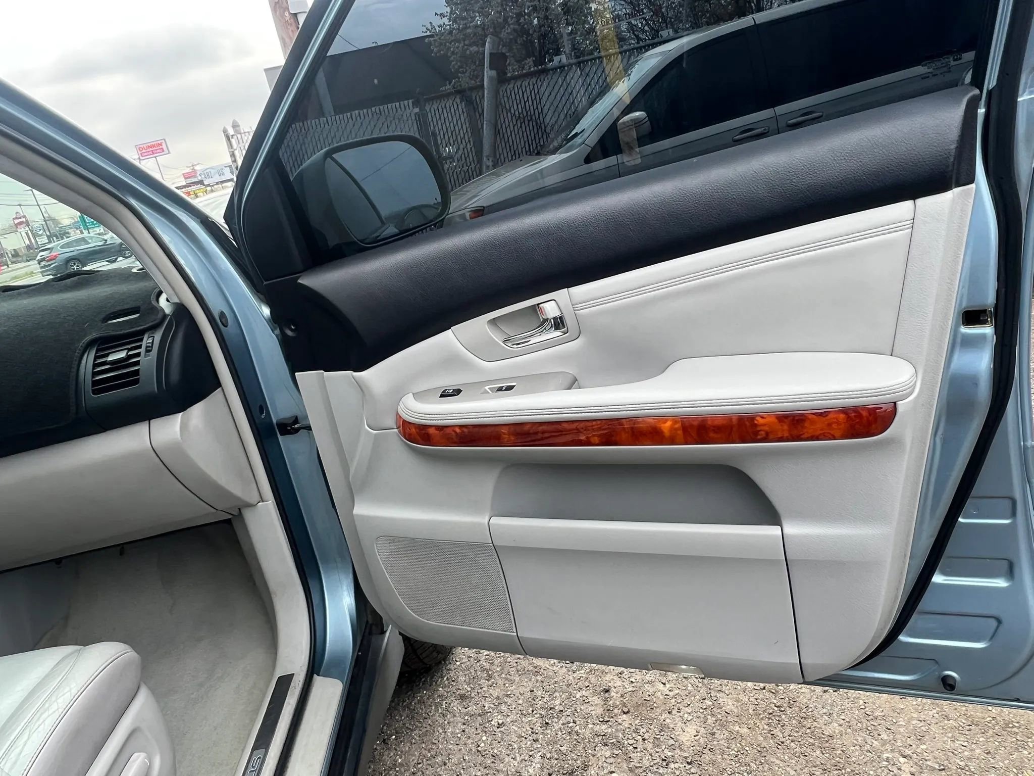 Used 2005 Lexus RX 330 AWD image 32