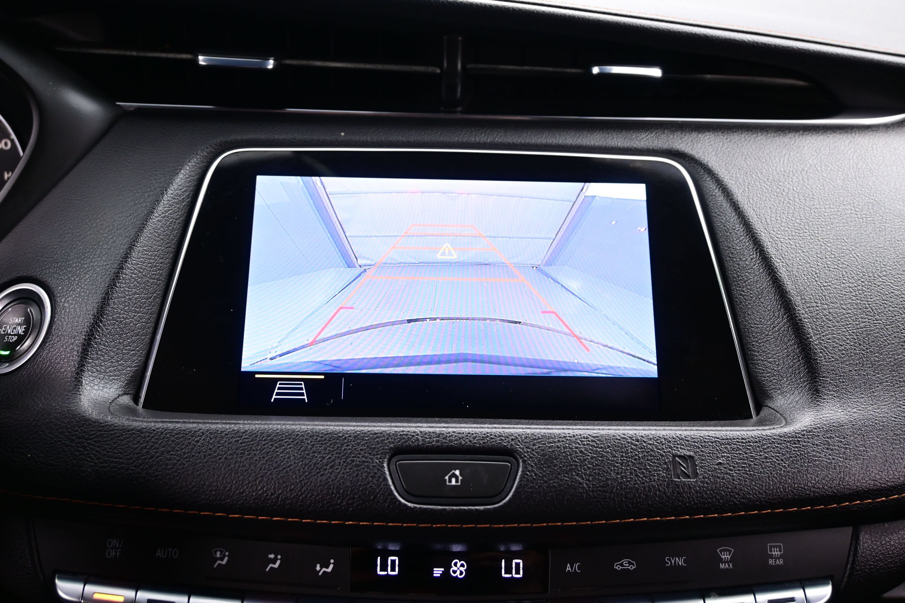 Used 2019 Cadillac XT4 Sport w/ Driver Awareness Package FWD image 18