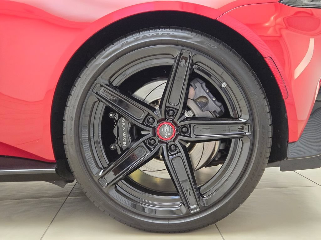Used 2023 Aston Martin V8 Vantage Coupe RWD image 15