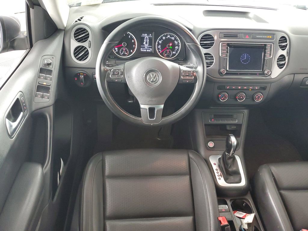 Used 2016 Volkswagen Tiguan SE FWD image 14