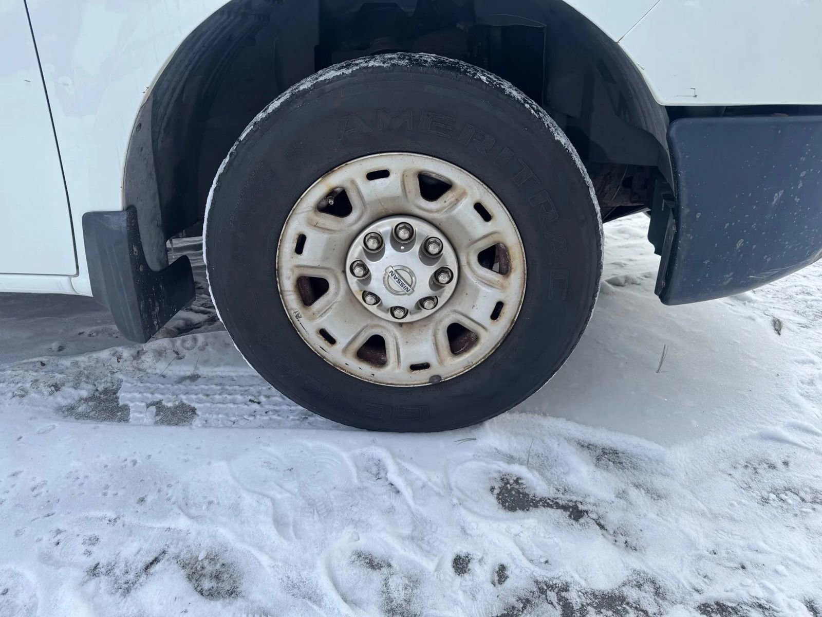 Used 2015 Nissan NV 2500 SV w/ Technology Package image 31