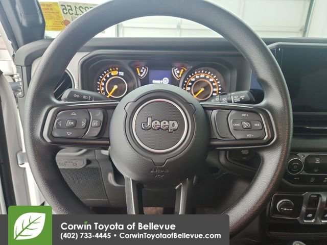 Used 2025 Jeep Wrangler Sport image 22