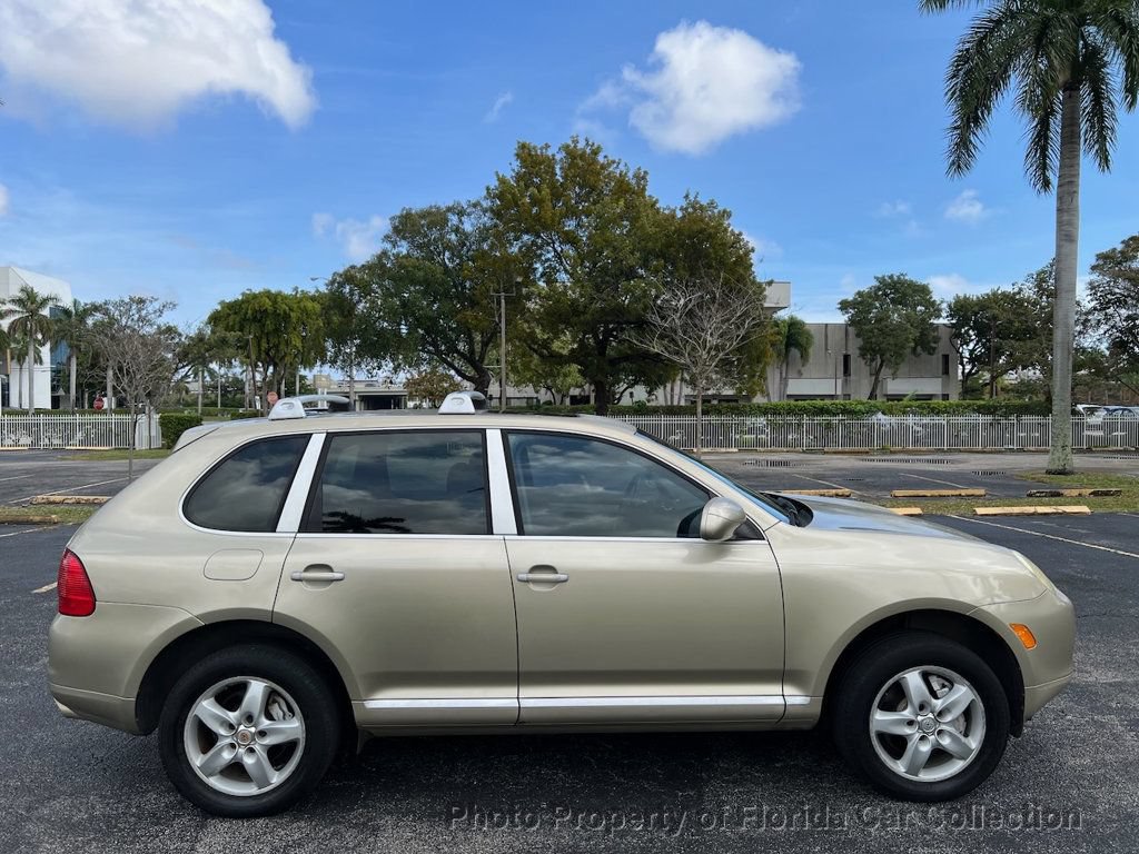 Used 2005 Porsche Cayenne S AWD/4WD image 14