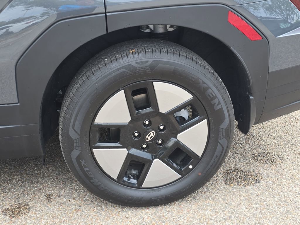 New 2026 Hyundai Santa Fe SE image 32