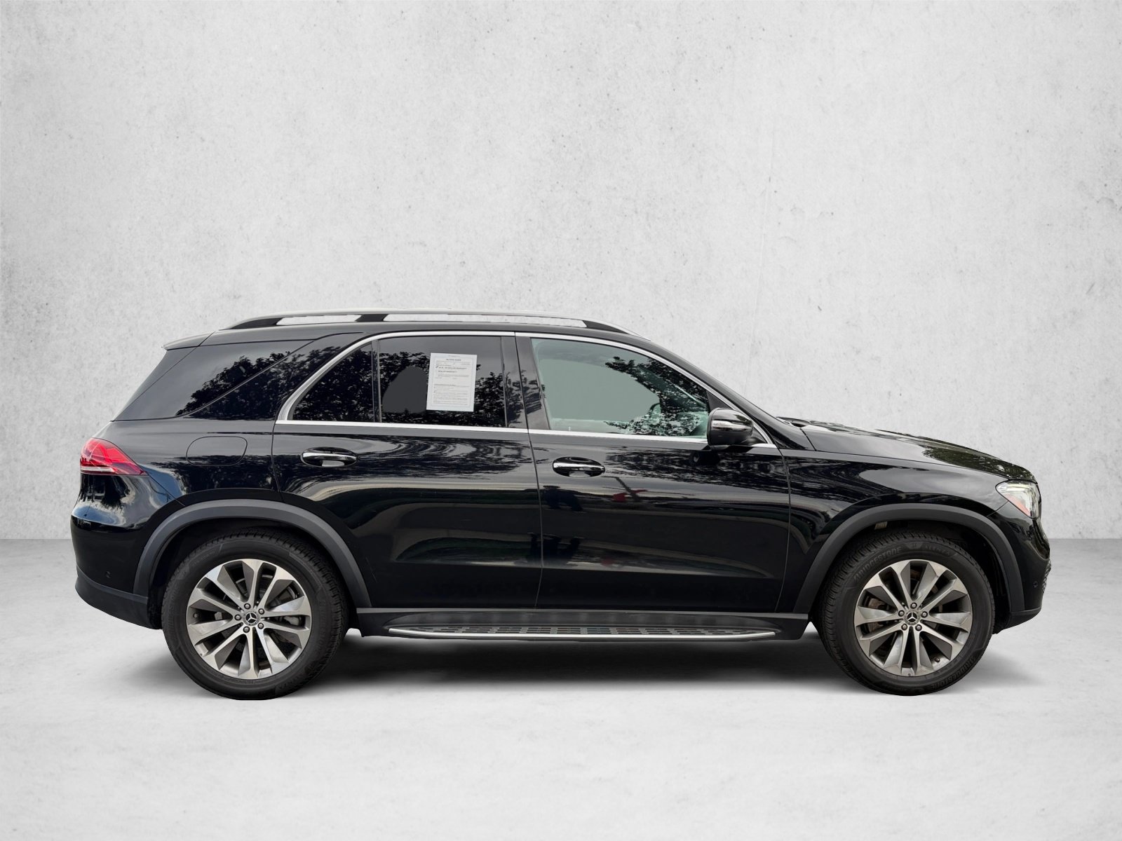 Certified 2020 Mercedes-Benz GLE 350 4MATIC image 4