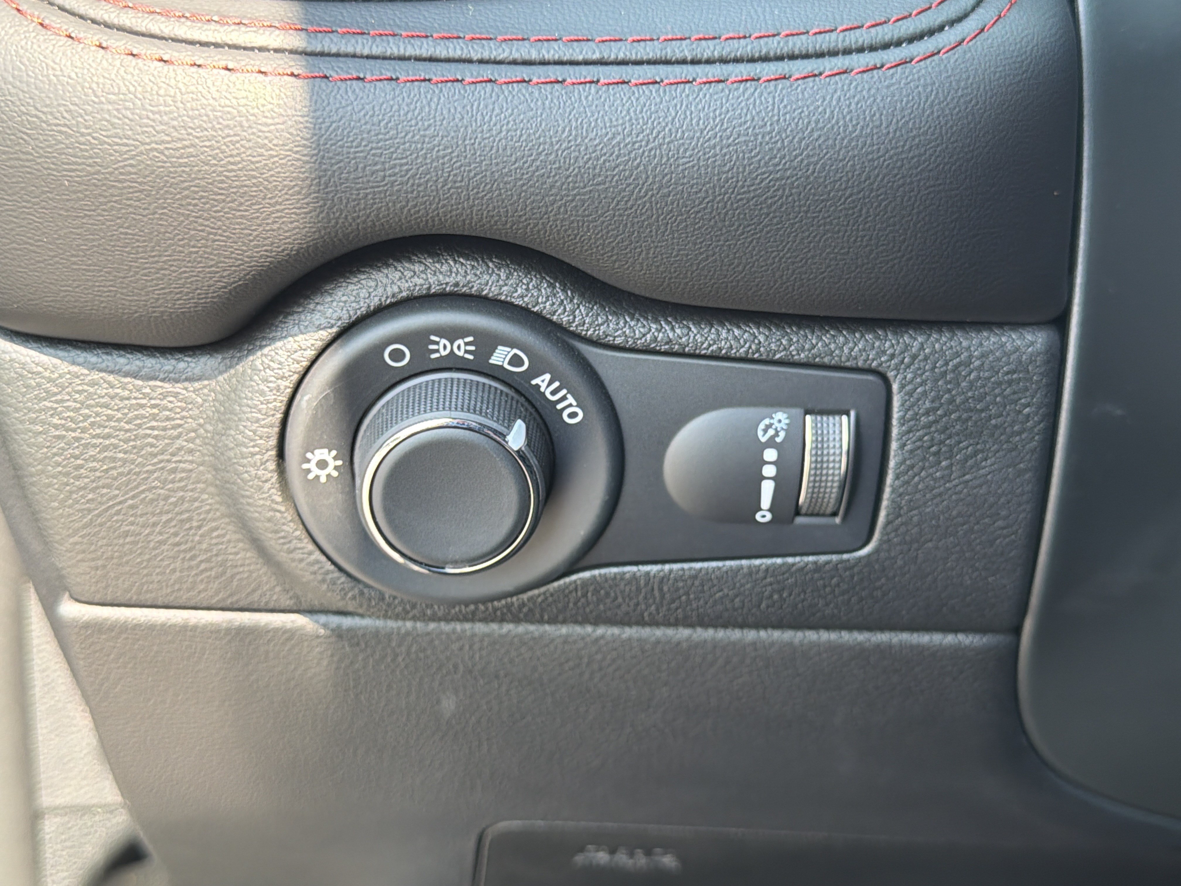 Used 2026 Dodge Durango GT AWD/4WD image 38