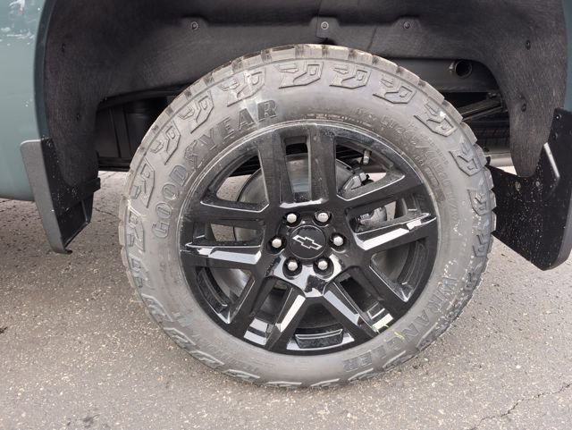 New 2026 Chevrolet Silverado 1500 Custom Trail Boss w/ LPO, Dark Essentials Package AWD/4WD image 24