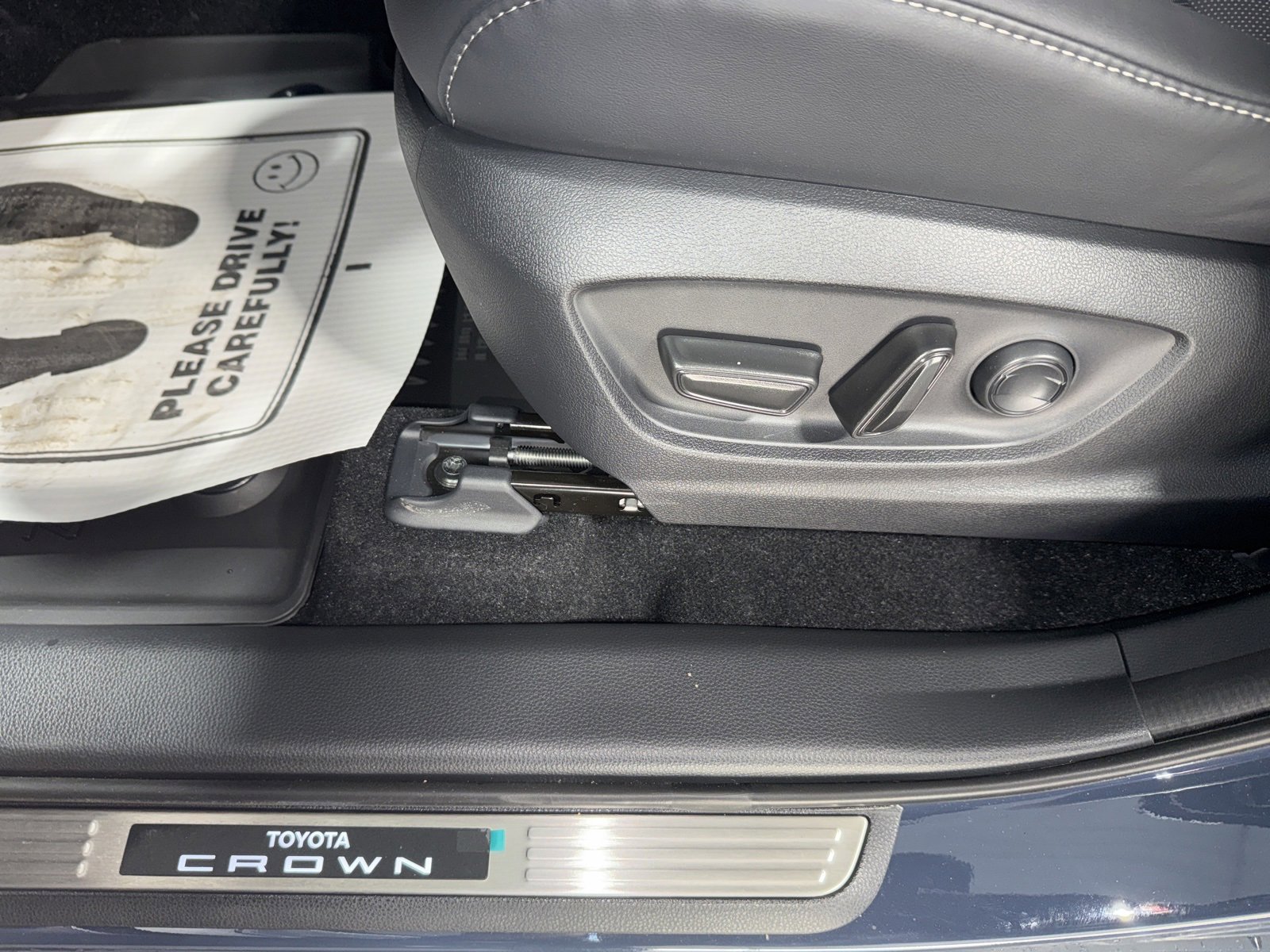 New 2026 Toyota Crown Signia image 22