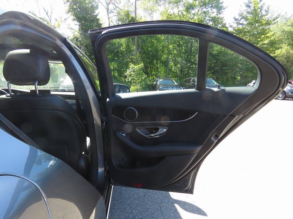Used 2018 Mercedes-Benz C 300 4MATIC Sedan image 16