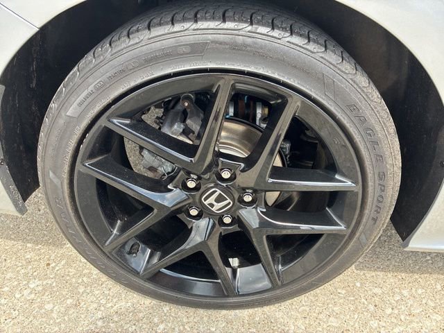 Used 2025 Honda Civic Sport image 12