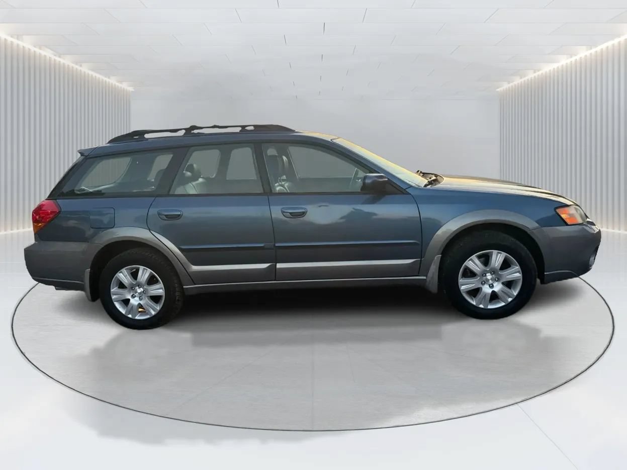Used 2005 Subaru Outback 2.5i Limited AWD/4WD image 8