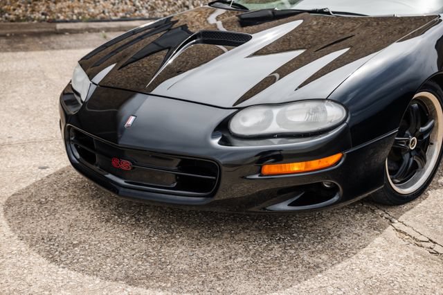 Used 2002 Chevrolet Camaro Z28 w/ SS Performance/Appearance Pkg RWD image 20