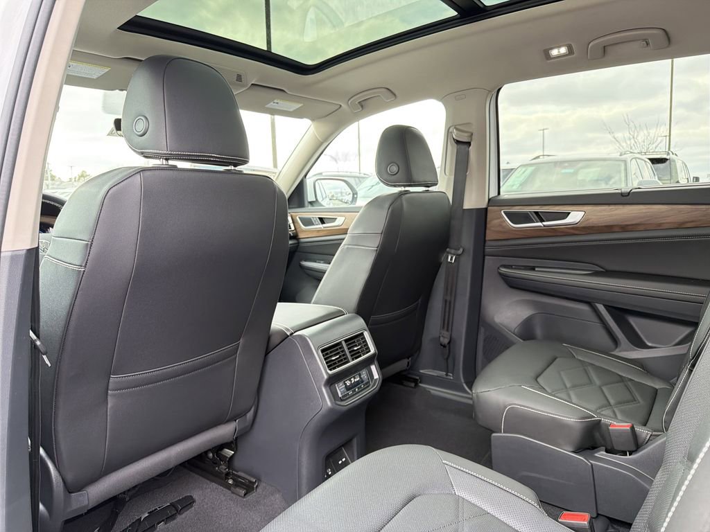 New 2026 Volkswagen Atlas SE image 13