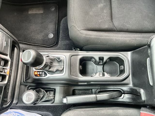 Used 2023 Jeep Gladiator Overland image 24