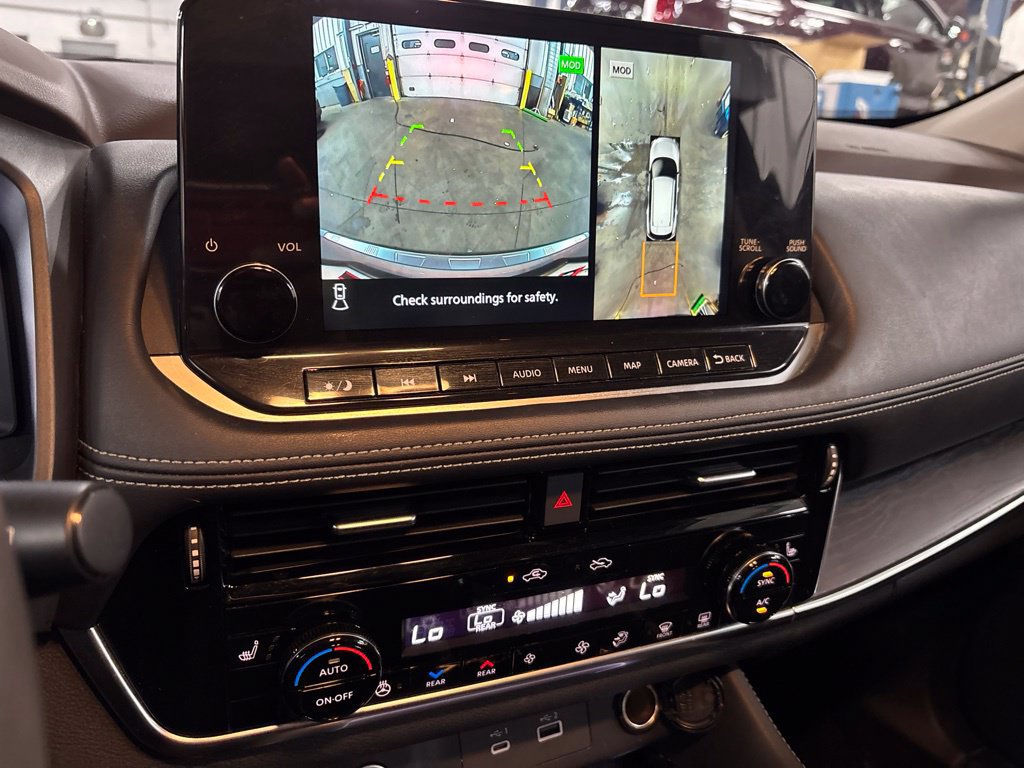 Used 2022 Nissan Rogue Platinum w/ Head-Up Display Package AWD/4WD image 33