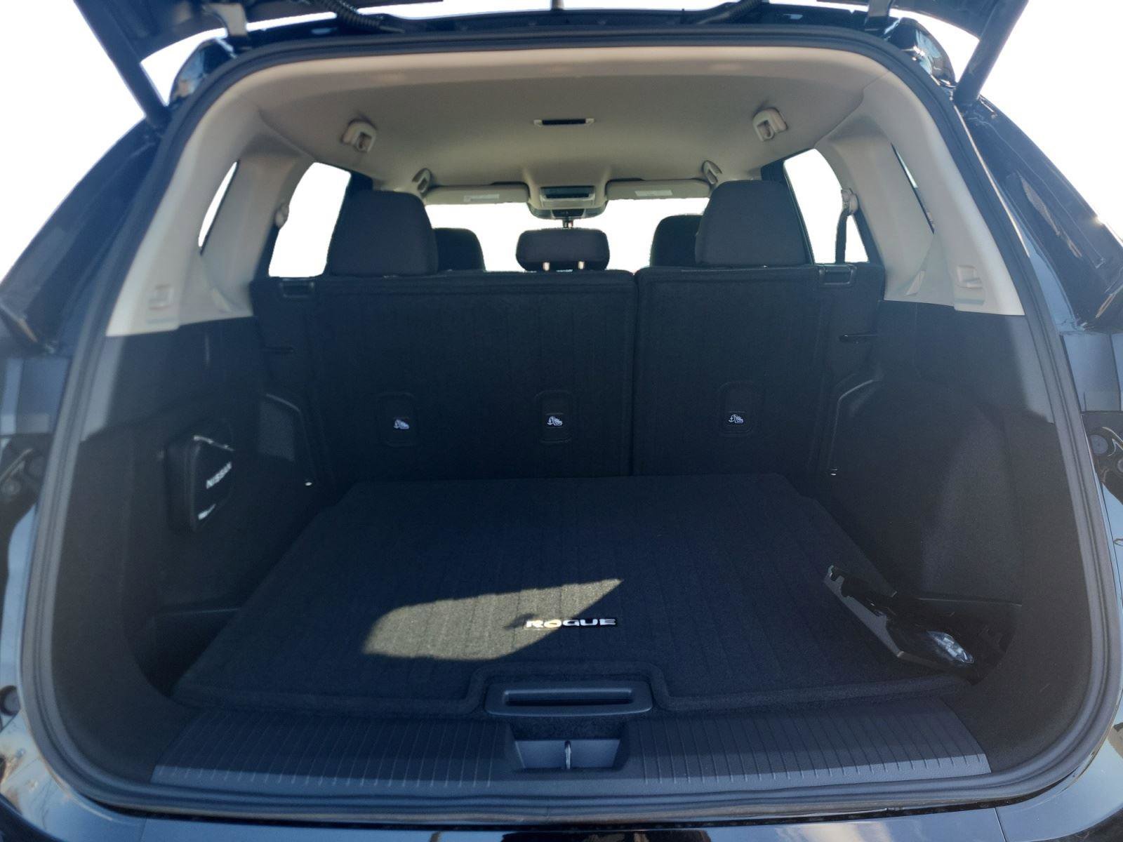 New 2026 Nissan Rogue SV AWD/4WD image 21