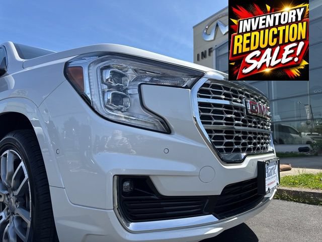 Used 2023 GMC Terrain Denali w/ Denali Premium Package AWD/4WD image 30