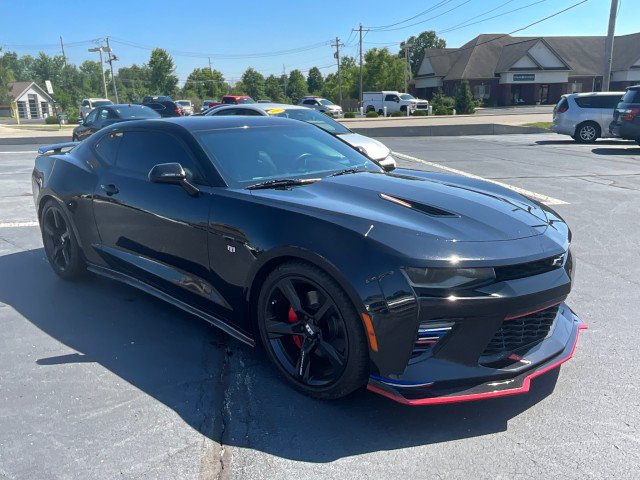 Used 2017 Chevrolet Camaro SS RWD image 10