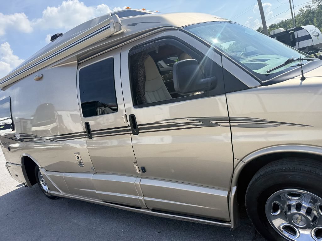 Used 2012 Chevrolet Express 3500 Extended w/ Power Package RWD image 18