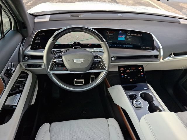 New 2026 Cadillac Vistiq Premium Luxury AWD/4WD image 7