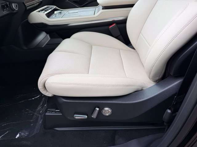 New 2027 Lincoln Navigator L Reserve w/ Jet Appearance Package AWD/4WD image 14