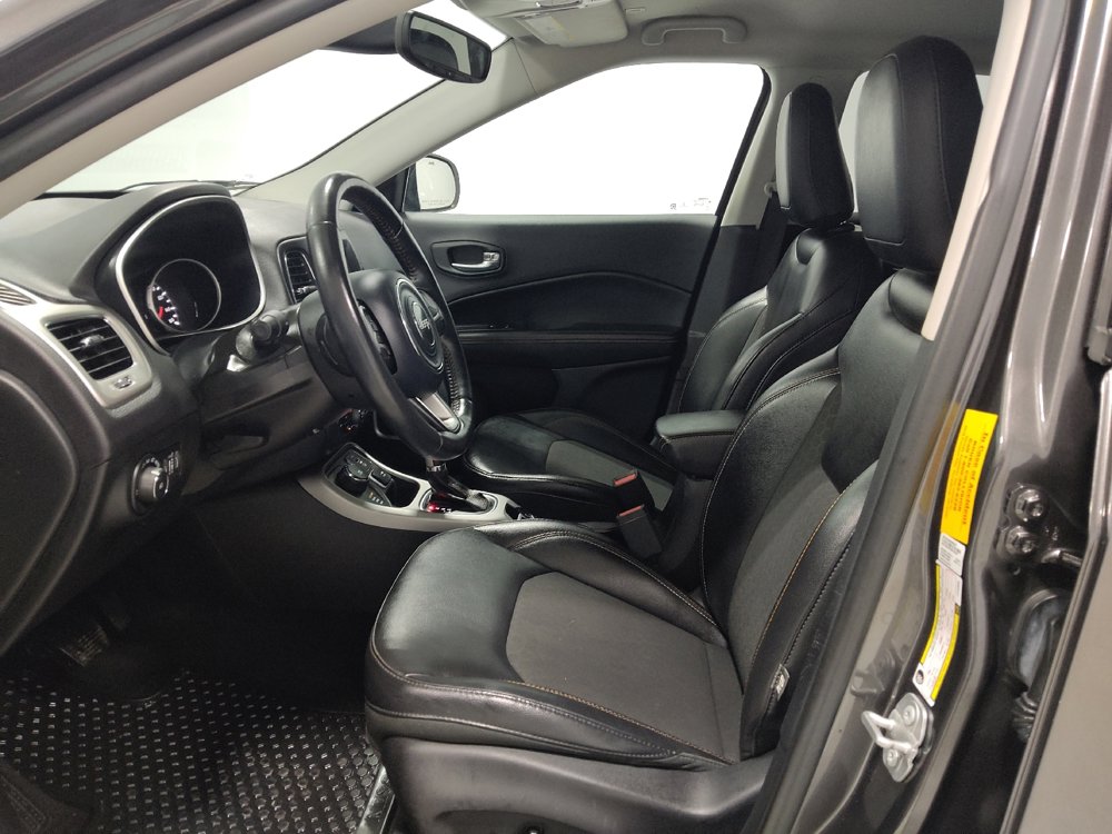 Used 2018 Jeep Compass Latitude w/ Popular Equipment Group image 17