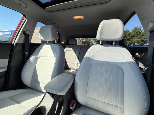 Certified 2023 Hyundai Kona SEL w/ Convenience Package AWD/4WD image 32