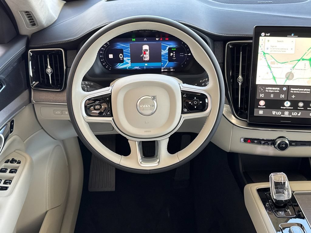 New 2026 Volvo XC90 T8 Ultra w/ Lounge Package AWD/4WD image 13