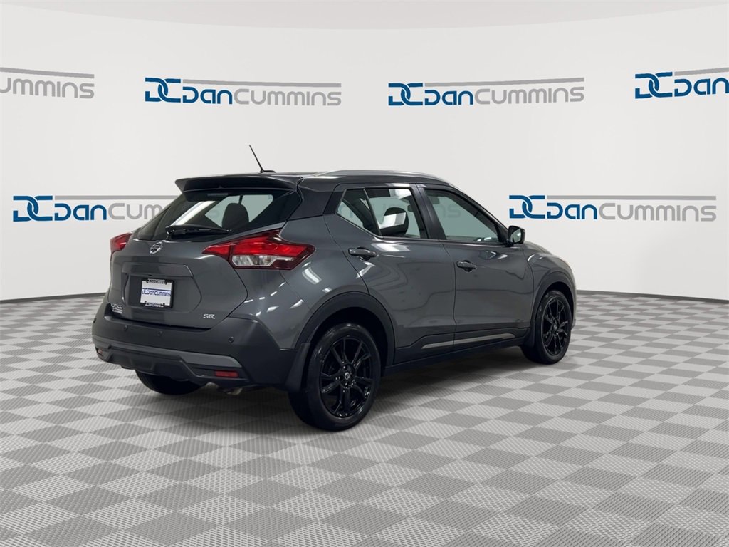 Used 2020 Nissan Kicks SR image 8