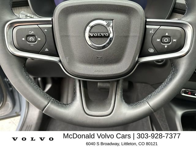 Certified 2023 Volvo XC40 B5 Ultimate w/ Protection Package Premier image 14