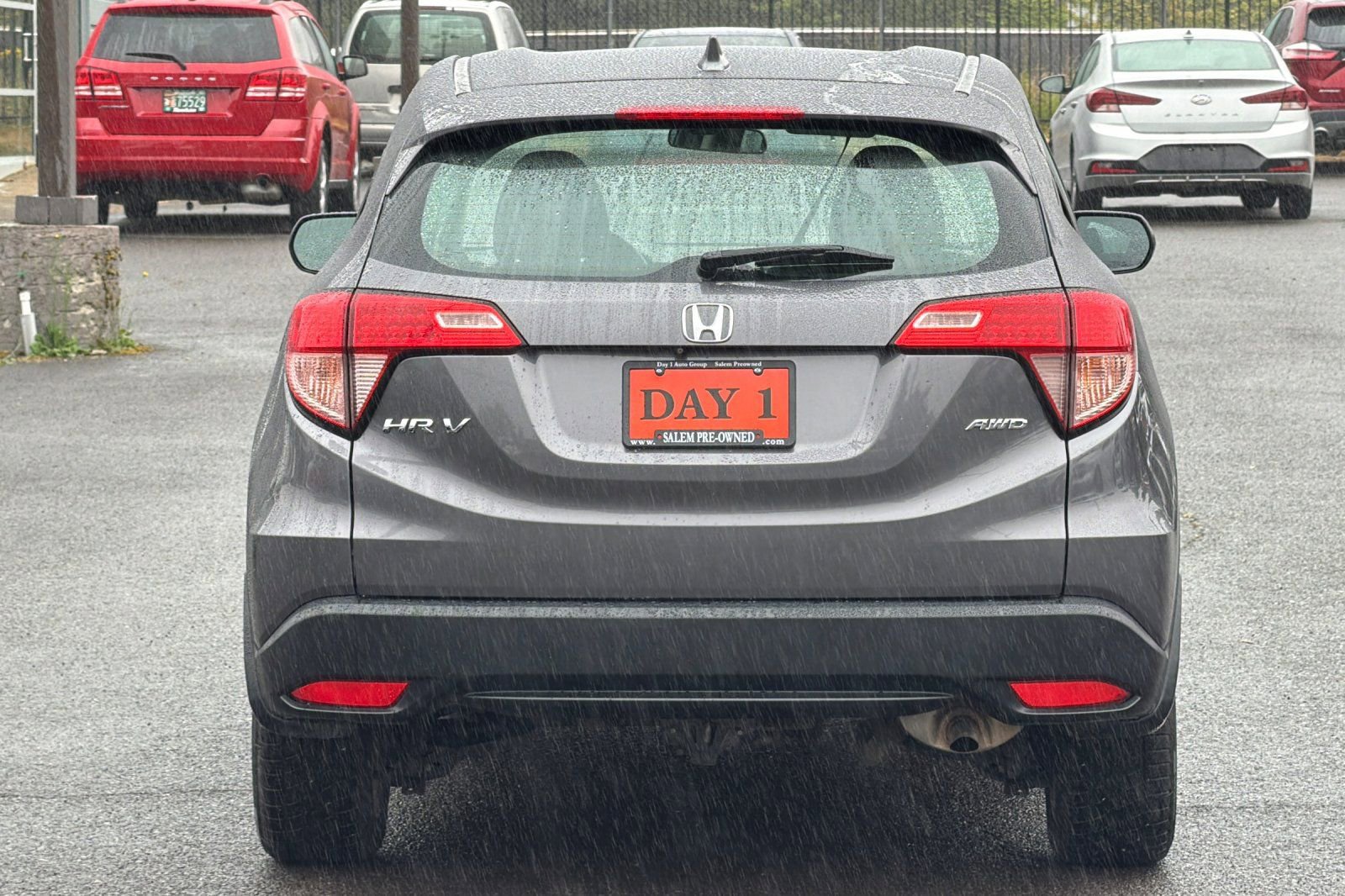 Used 2017 Honda HR-V LX image 6