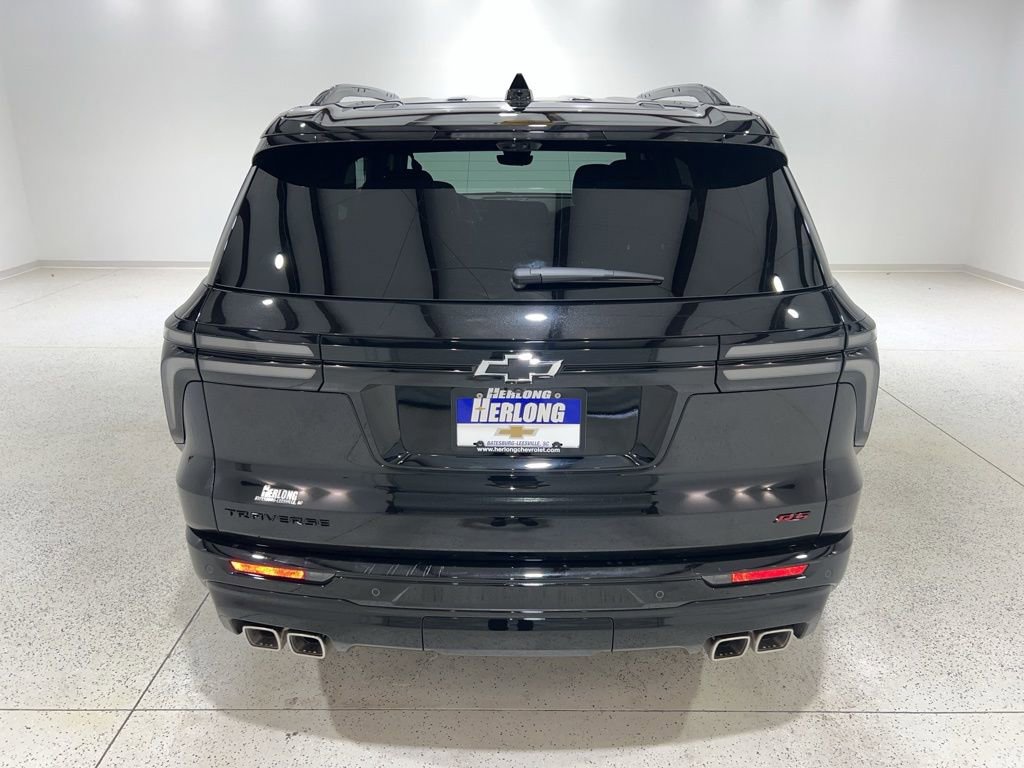 Used 2026 Chevrolet Traverse RS w/ LPO, Floor Liner Package image 4