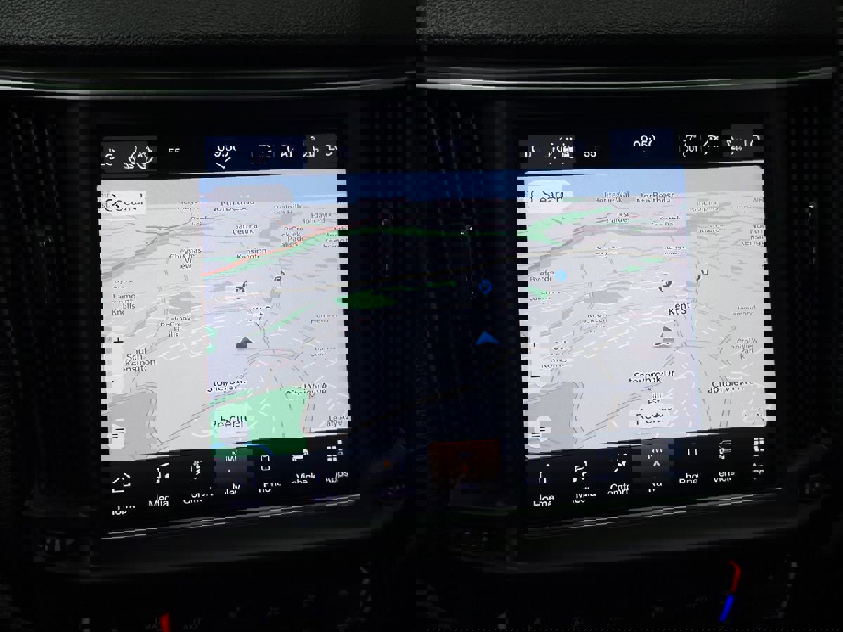 Used 2022 Maserati Levante GT image 33