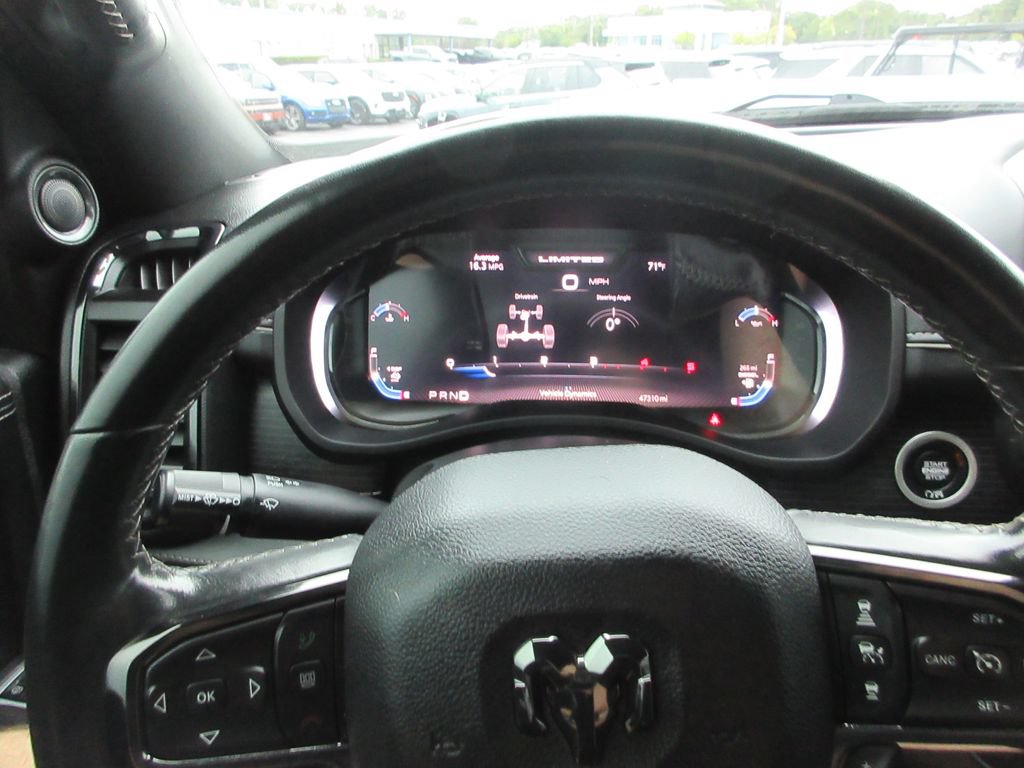 Used 2023 RAM 2500 Limited AWD/4WD image 35