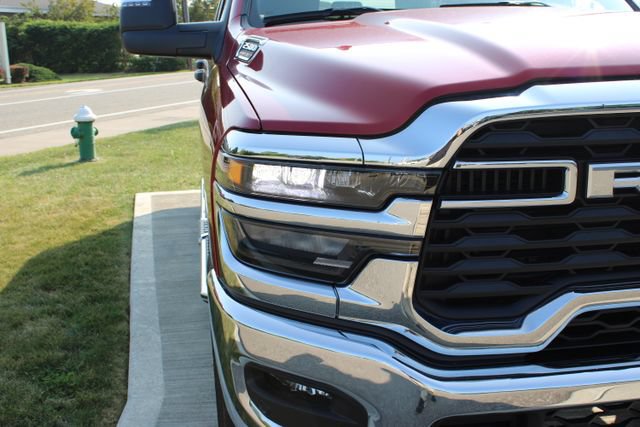 Used 2026 RAM 2500 Big Horn AWD/4WD image 5