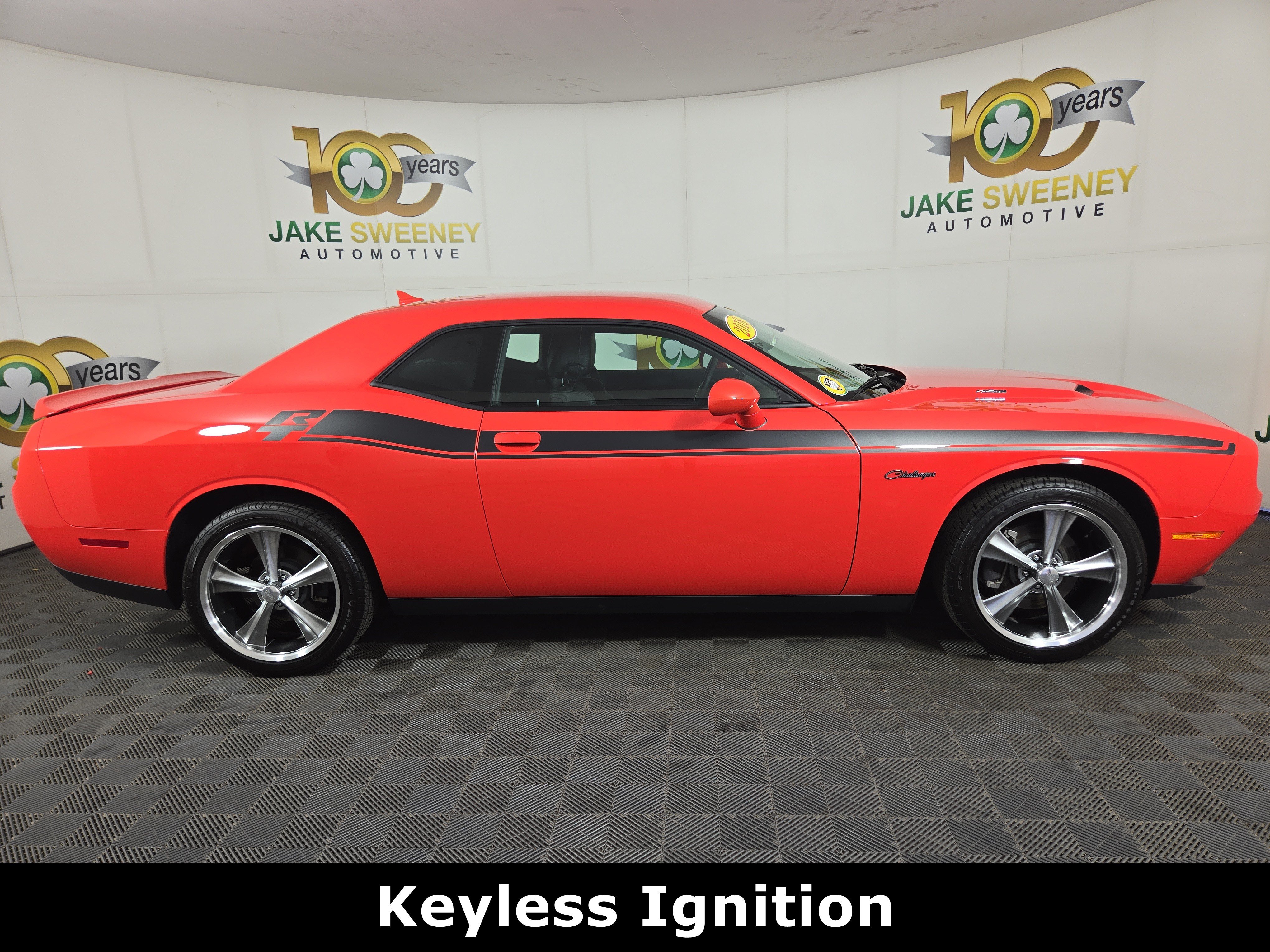 Used 2018 Dodge Challenger R/T Plus RWD image 11