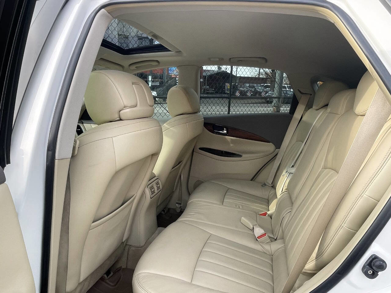 Used 2008 INFINITI EX35 Journey w/ Navigation Pkg image 16