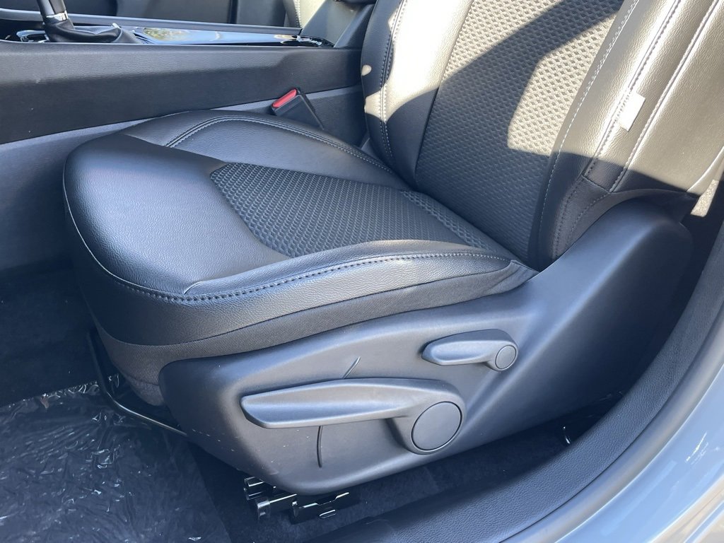 New 2026 Jeep Compass Latitude image 17